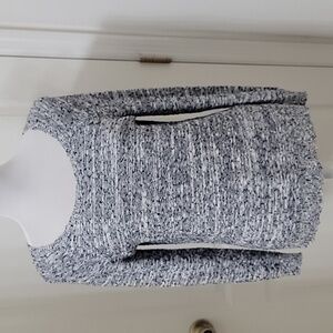 Soft Joie Size XS Dk Blue & White Specked Long Sleeve Sweater, Gently Used Cond.